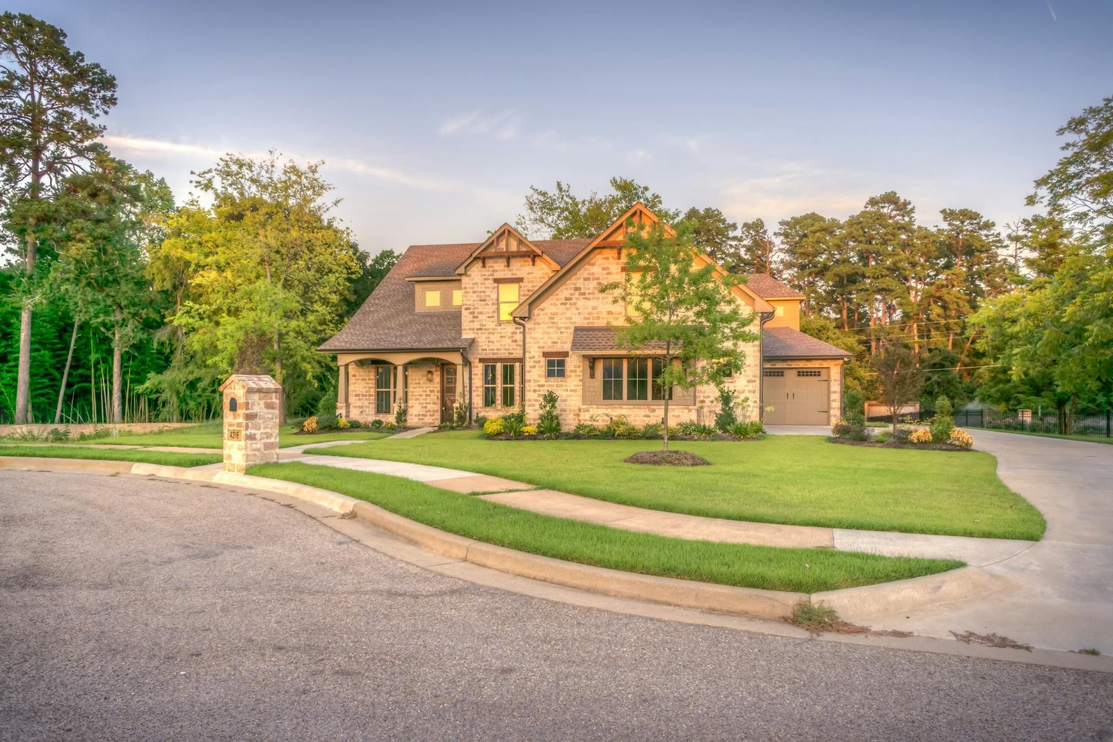 33 proven real estate marketing ideas & tools top